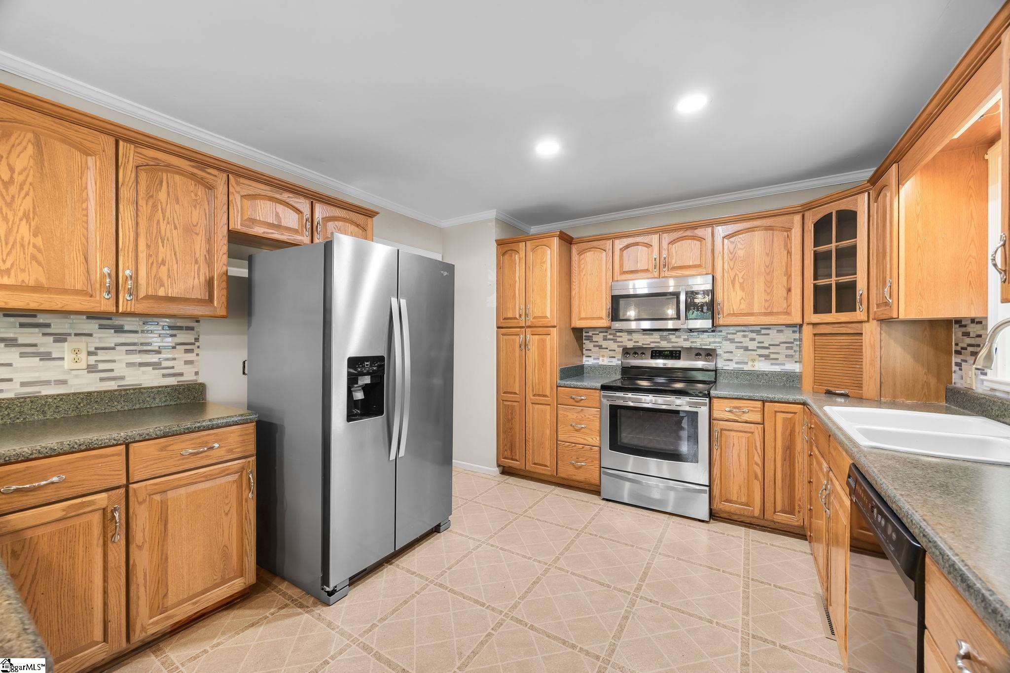 1206 Cely Road Easley, SC 29642 - Photo 16 of 50