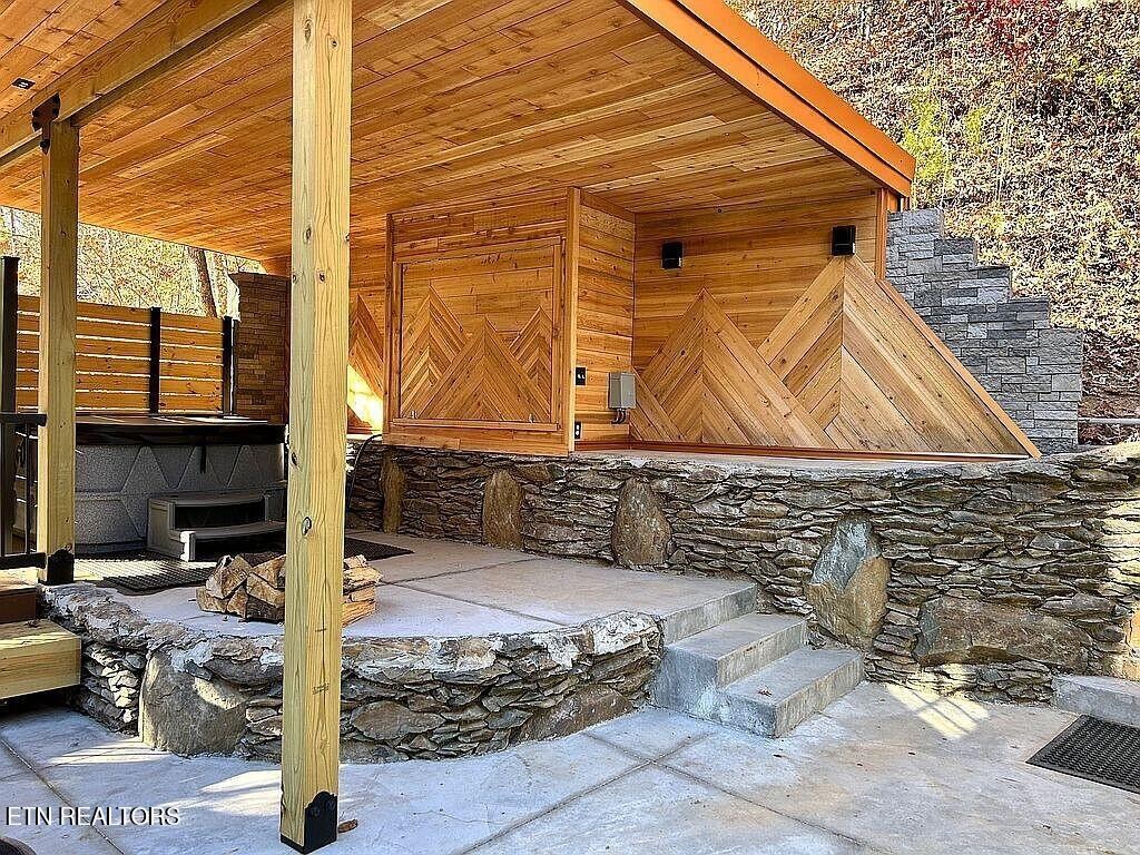 269 Huskey Grove Road Sevierville, TN 37876 - Photo 35 of 43