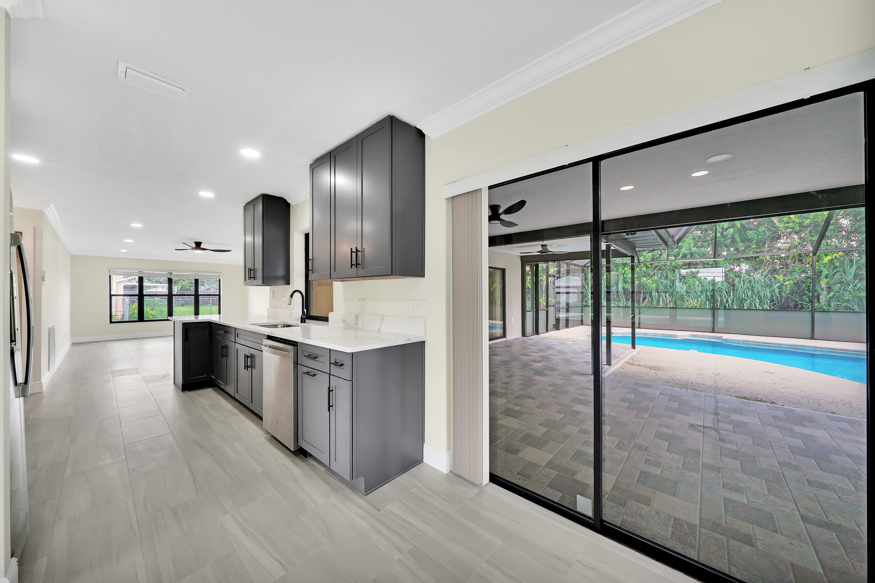 2467 Southeast Wishbone Road Port St. Lucie, FL 34952 - Photo 13 of 58 6 Kitchen (1)