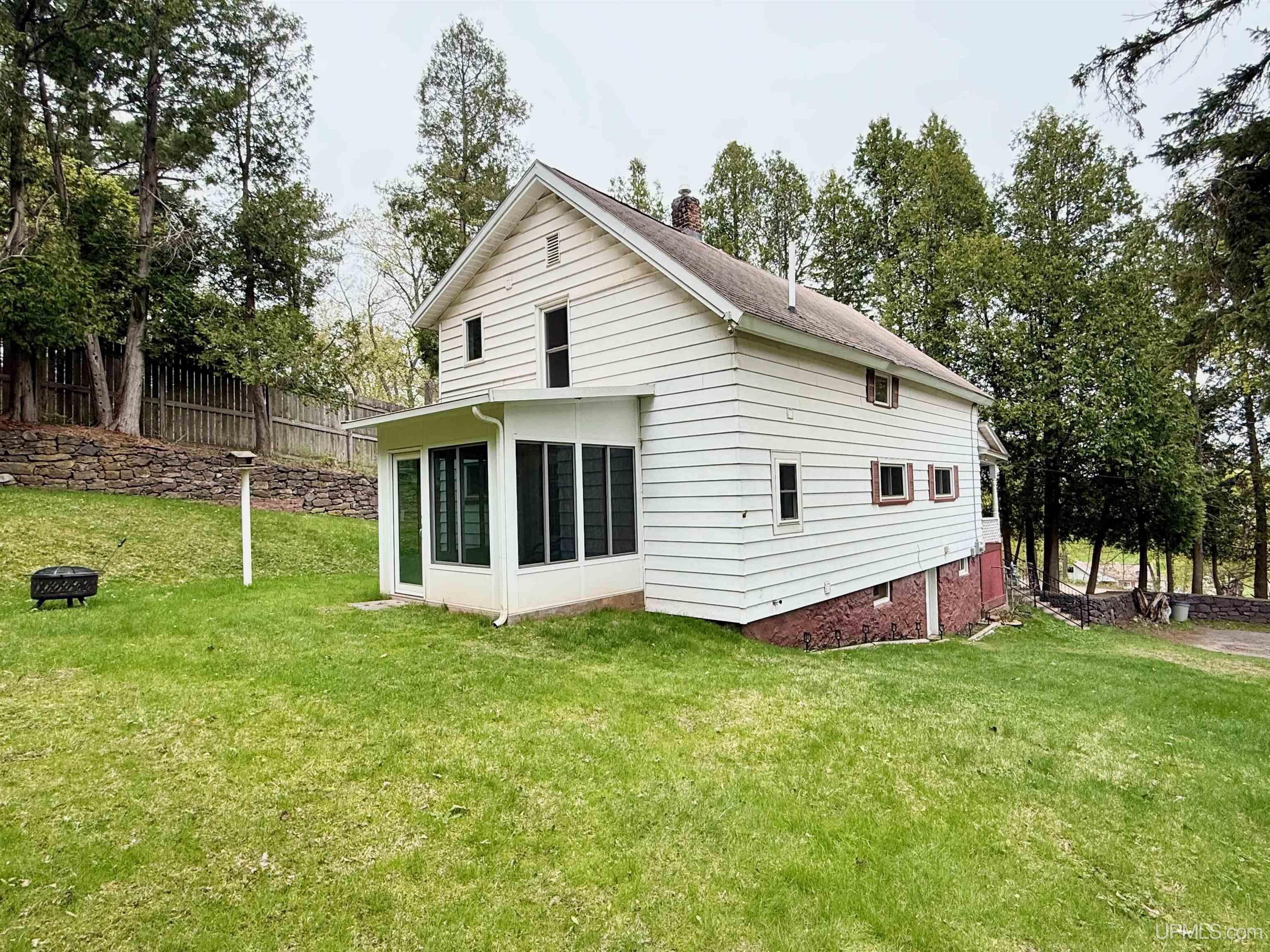 300 Jasper Street Ishpeming, MI 49849 - Photo 27 of 31 Gallery Image 27