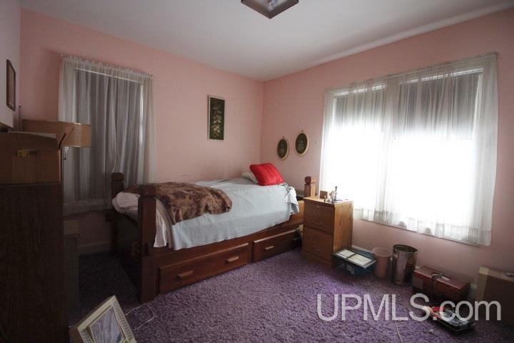 5022 18th Road Escanaba, MI 49829 - Photo 15 of 23