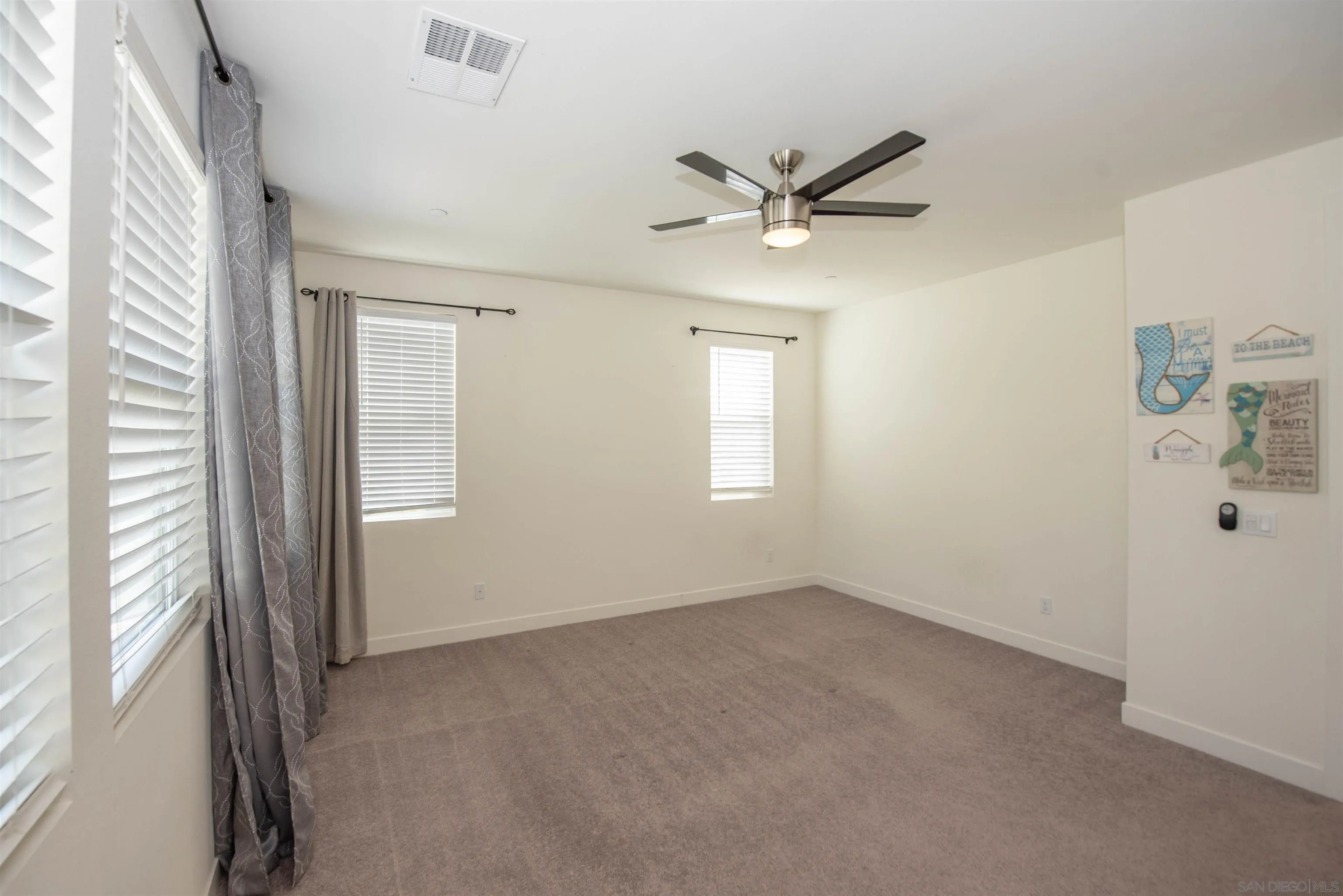8902 Trailridge Avenue Santee, CA 92071 - Photo 15 of 38 a view of empty room with window