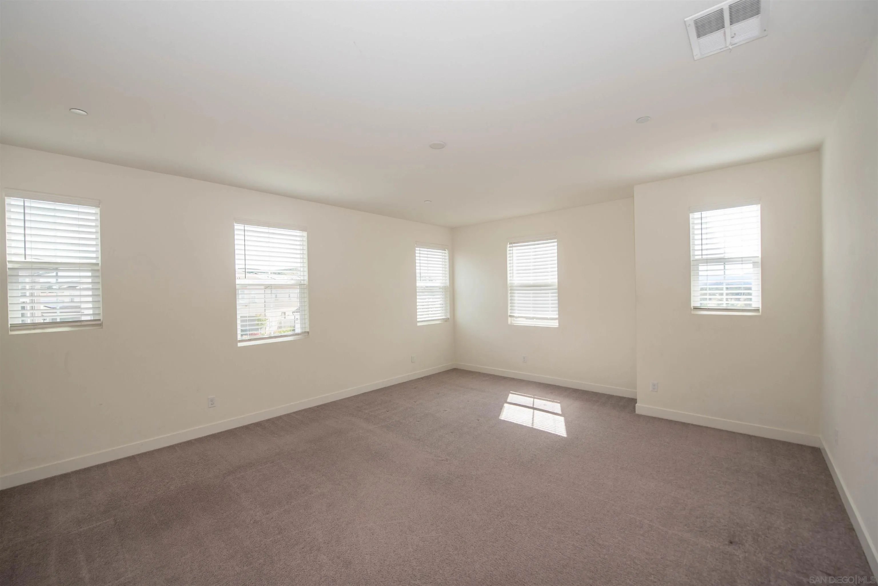8902 Trailridge Avenue Santee, CA 92071 - Photo 20 of 38 a view of empty room with window