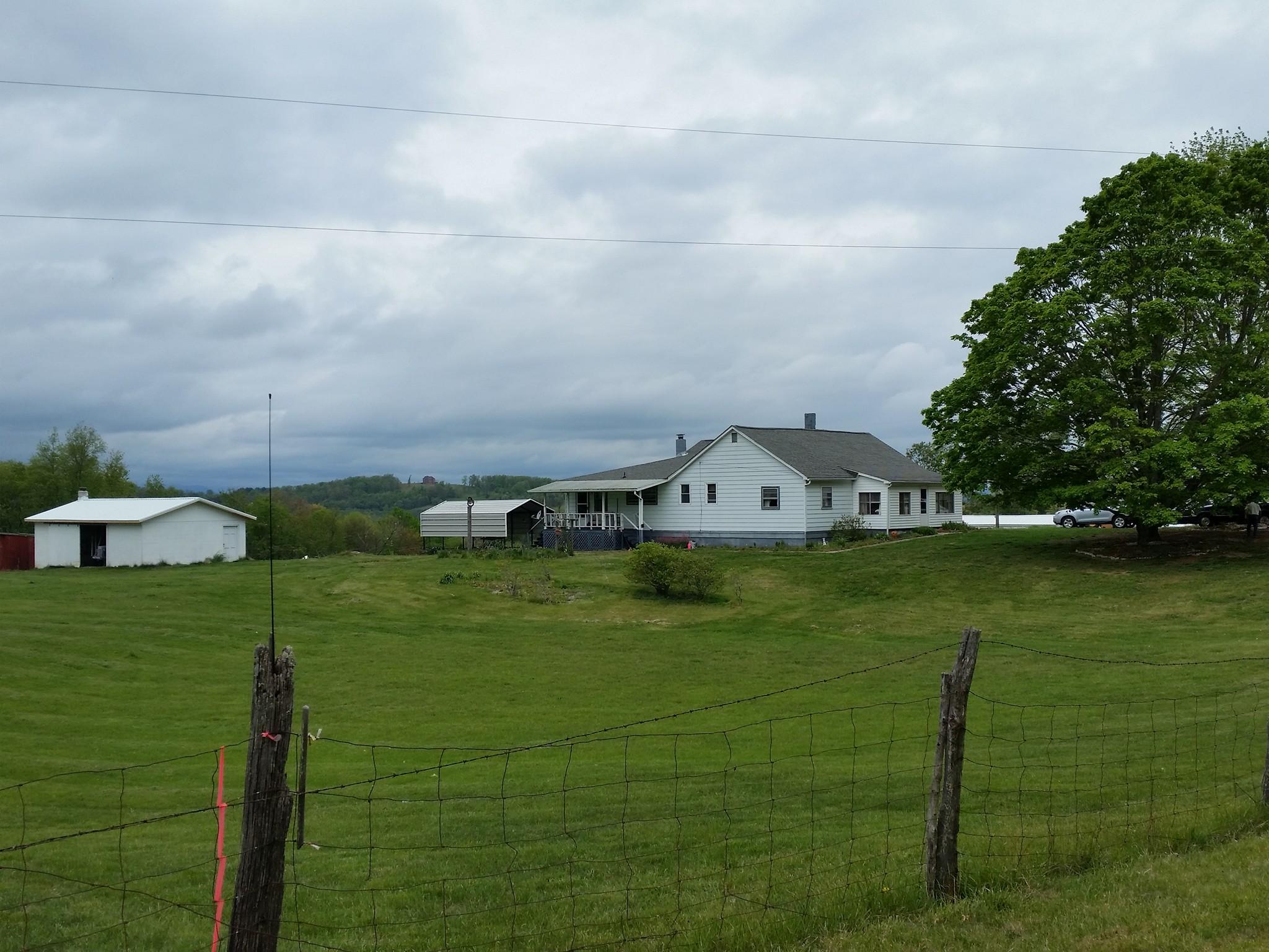 2673 Dry Valley Road Radford, VA 24141 - Photo 1 of 37 13123379_10204477689380896_7746675984642