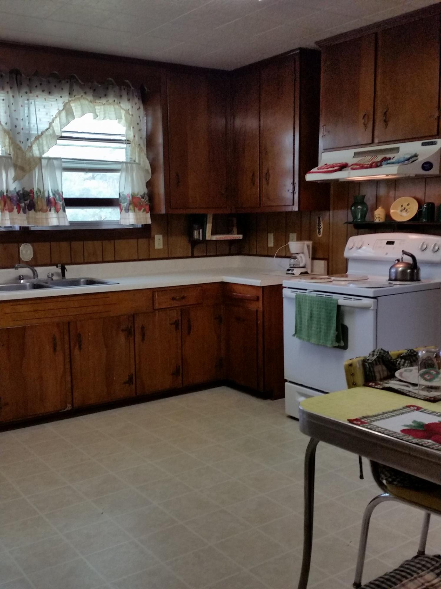 2673 Dry Valley Road Radford, VA 24141 - Photo 20 of 37 13131169_10204477684060763_3676468767117