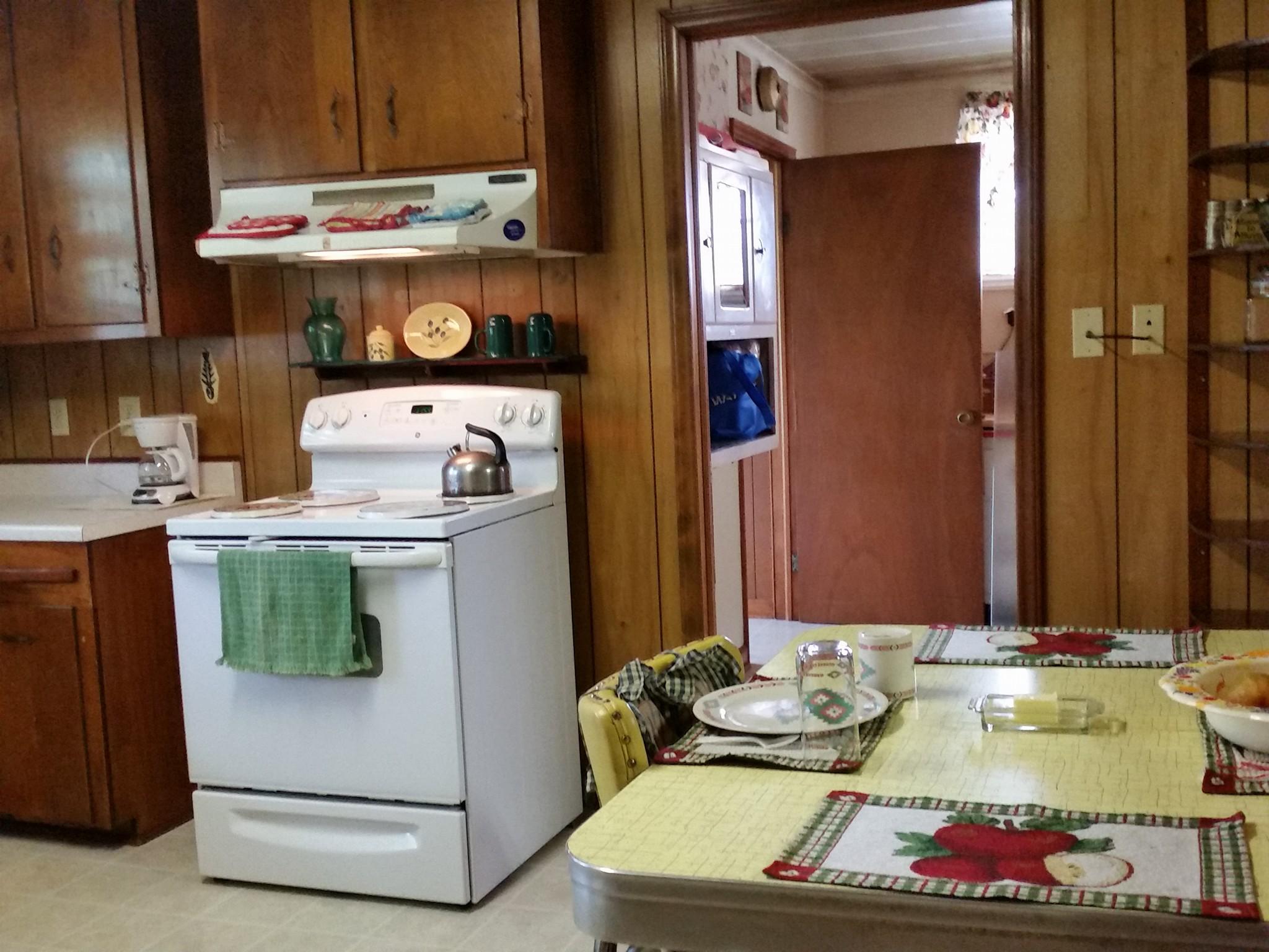 2673 Dry Valley Road Radford, VA 24141 - Photo 21 of 37 13130924_10204477685620802_3484188745647