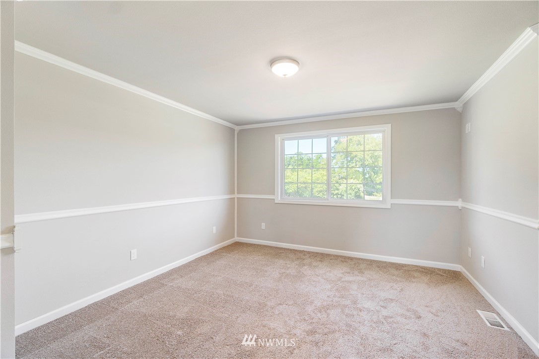 16837 Flume Road Southeast Yelm, WA 98597 - Photo 18 of 36 Gallery Image 18