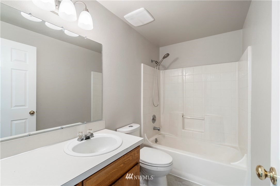 16837 Flume Road Southeast Yelm, WA 98597 - Photo 26 of 36 Gallery Image 26