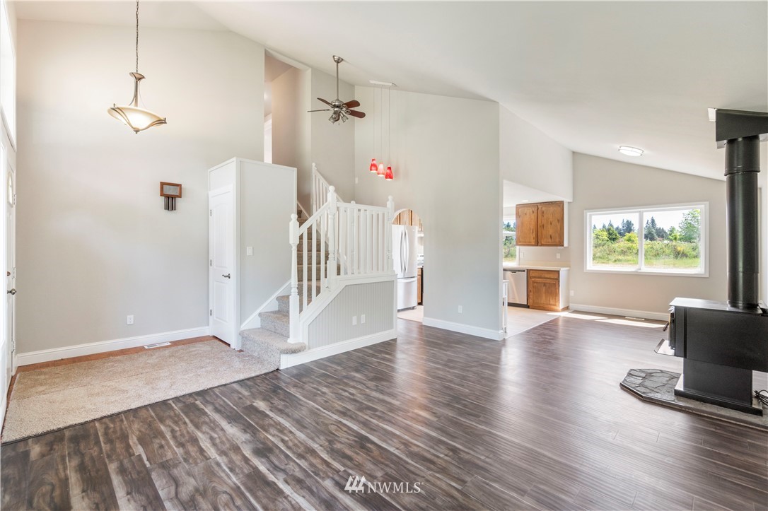 16837 Flume Road Southeast Yelm, WA 98597 - Photo 5 of 36 Gallery Image 5