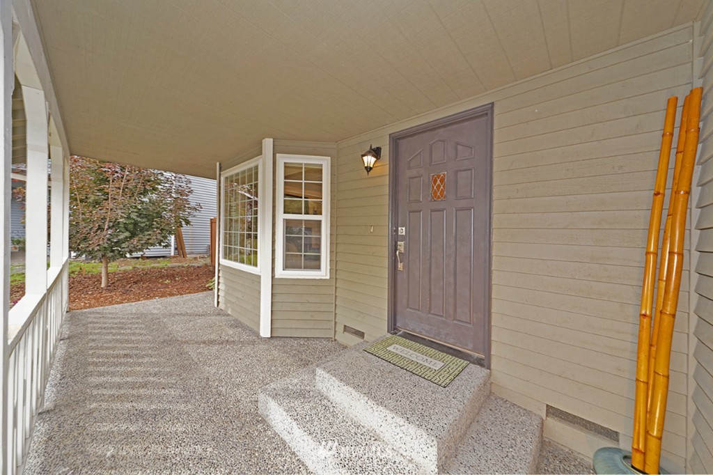 17606 28th Avenue Southeast Bothell, WA 98012 - Photo 2 of 23 Gallery Image 2