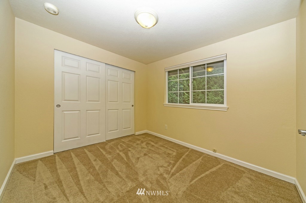 17606 28th Avenue Southeast Bothell, WA 98012 - Photo 17 of 23 Gallery Image 17