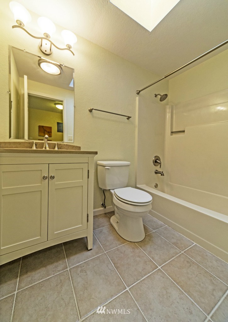 17606 28th Avenue Southeast Bothell, WA 98012 - Photo 19 of 23 Gallery Image 19