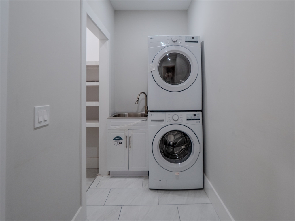 76 Center Street, Unit B Plympton, MA 02367 - Photo 13 of 31