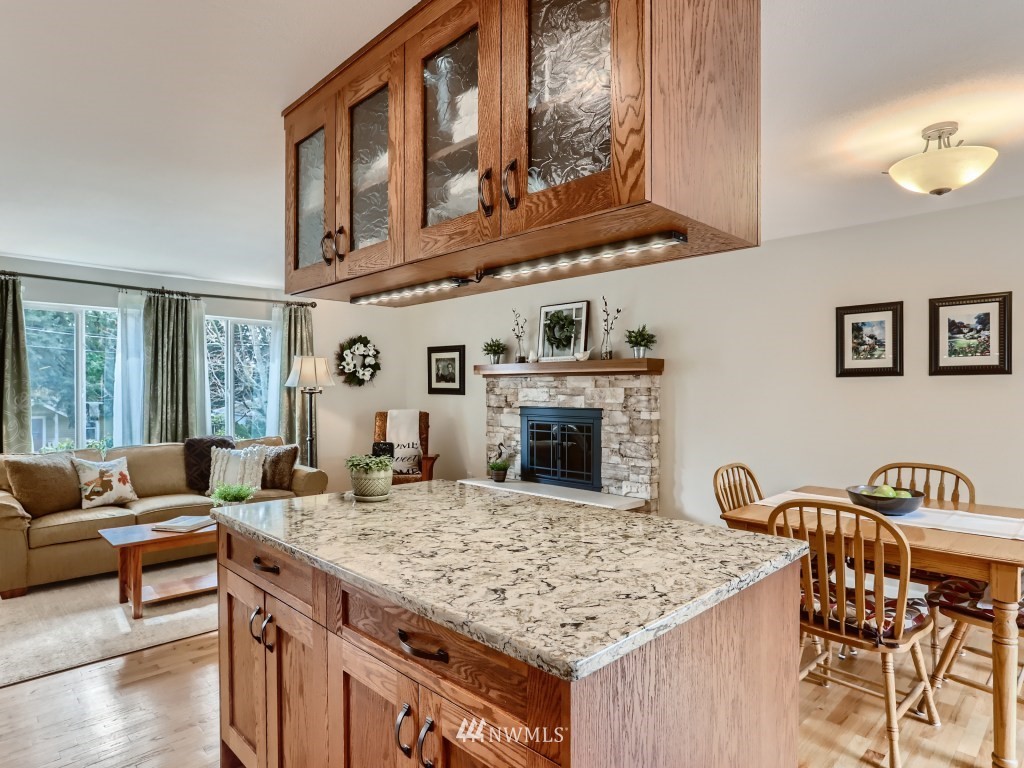10420 Northeast 189th Street Bothell, WA 98011 - Photo 11 of 28 Gallery Image 11