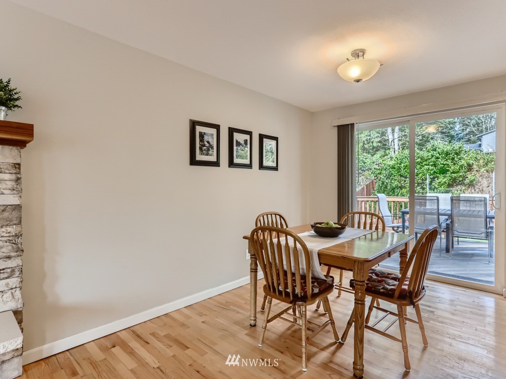 10420 Northeast 189th Street Bothell, WA 98011 - Photo 12 of 28 Gallery Image 12