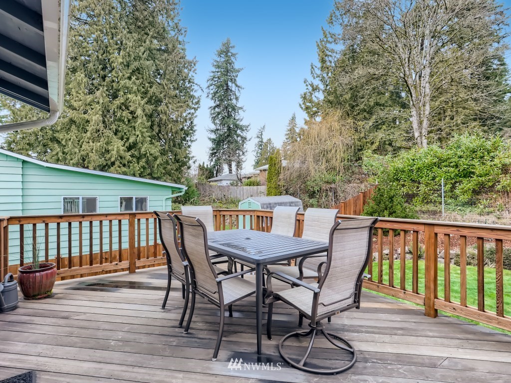 10420 Northeast 189th Street Bothell, WA 98011 - Photo 23 of 28 Gallery Image 23