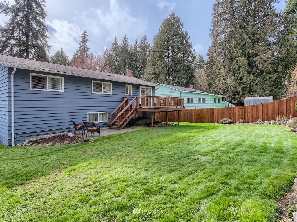 10420 Northeast 189th Street Bothell, WA 98011 - Photo 27 of 28 Gallery Image 27