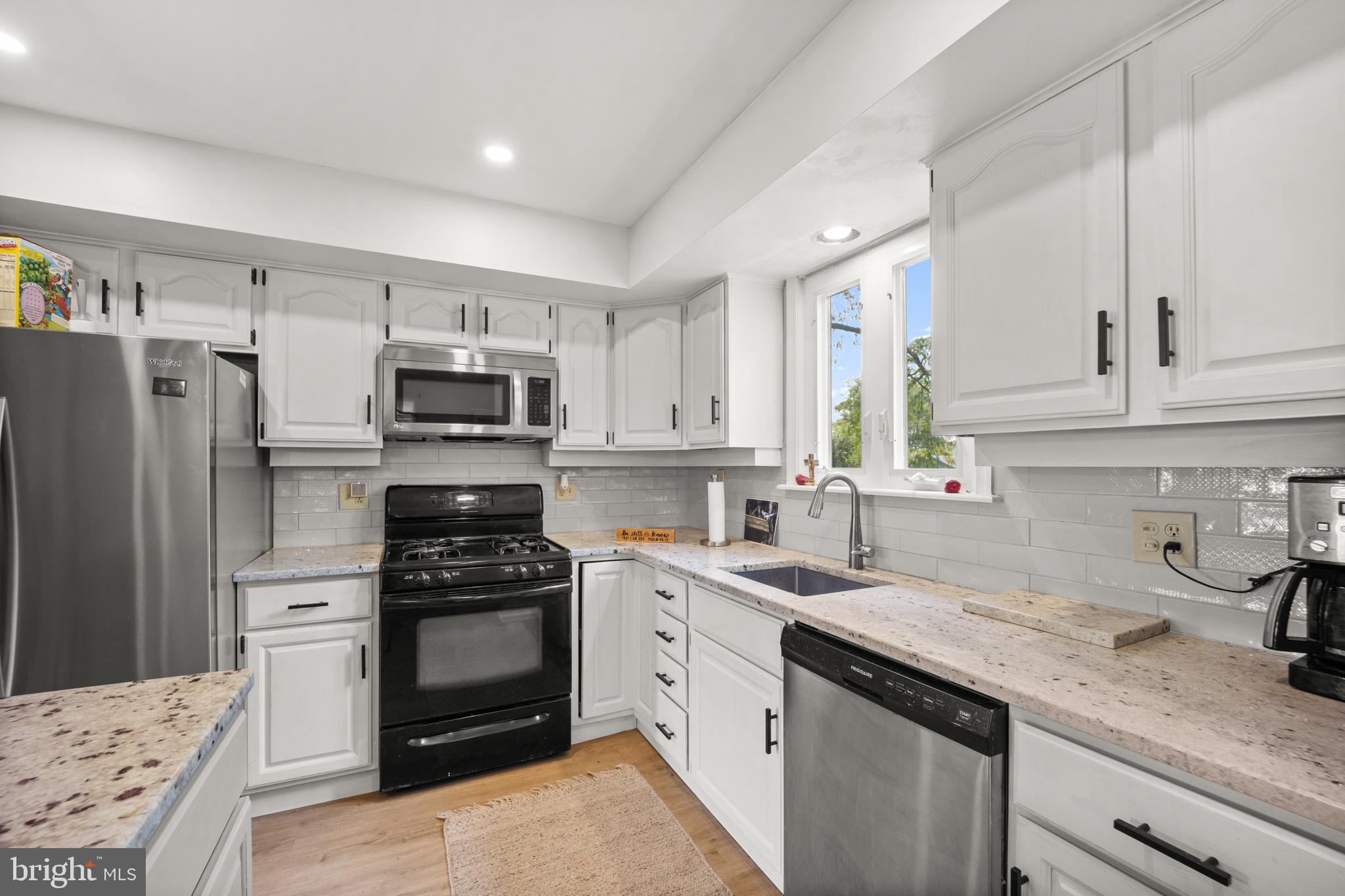 190 Dungan Road Southampton, PA 18966 - Photo 12 of 35 Gallery Image 12