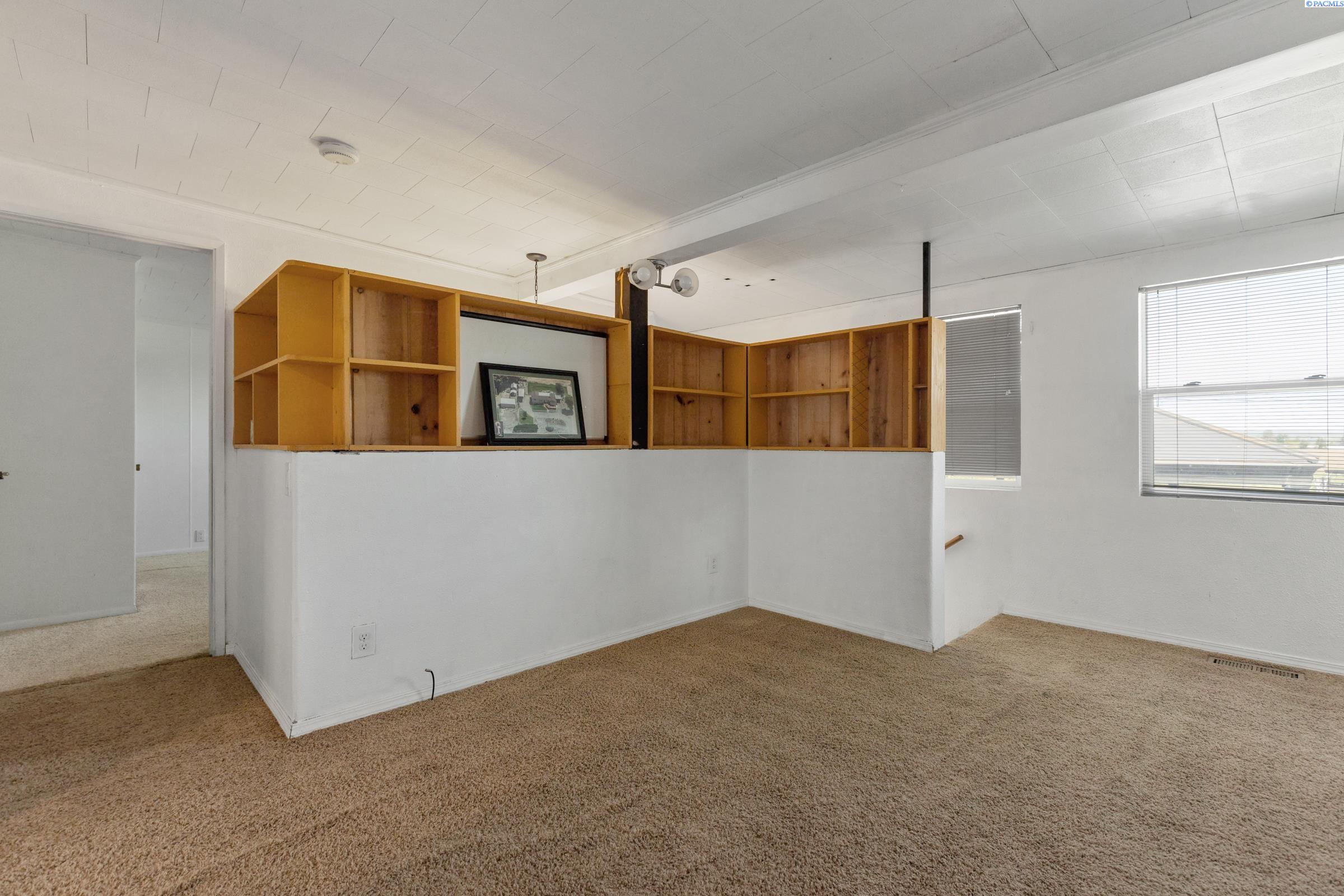 1310 Scoon Road Sunnyside, WA 98944 - Photo 21 of 43 Gallery Image 21