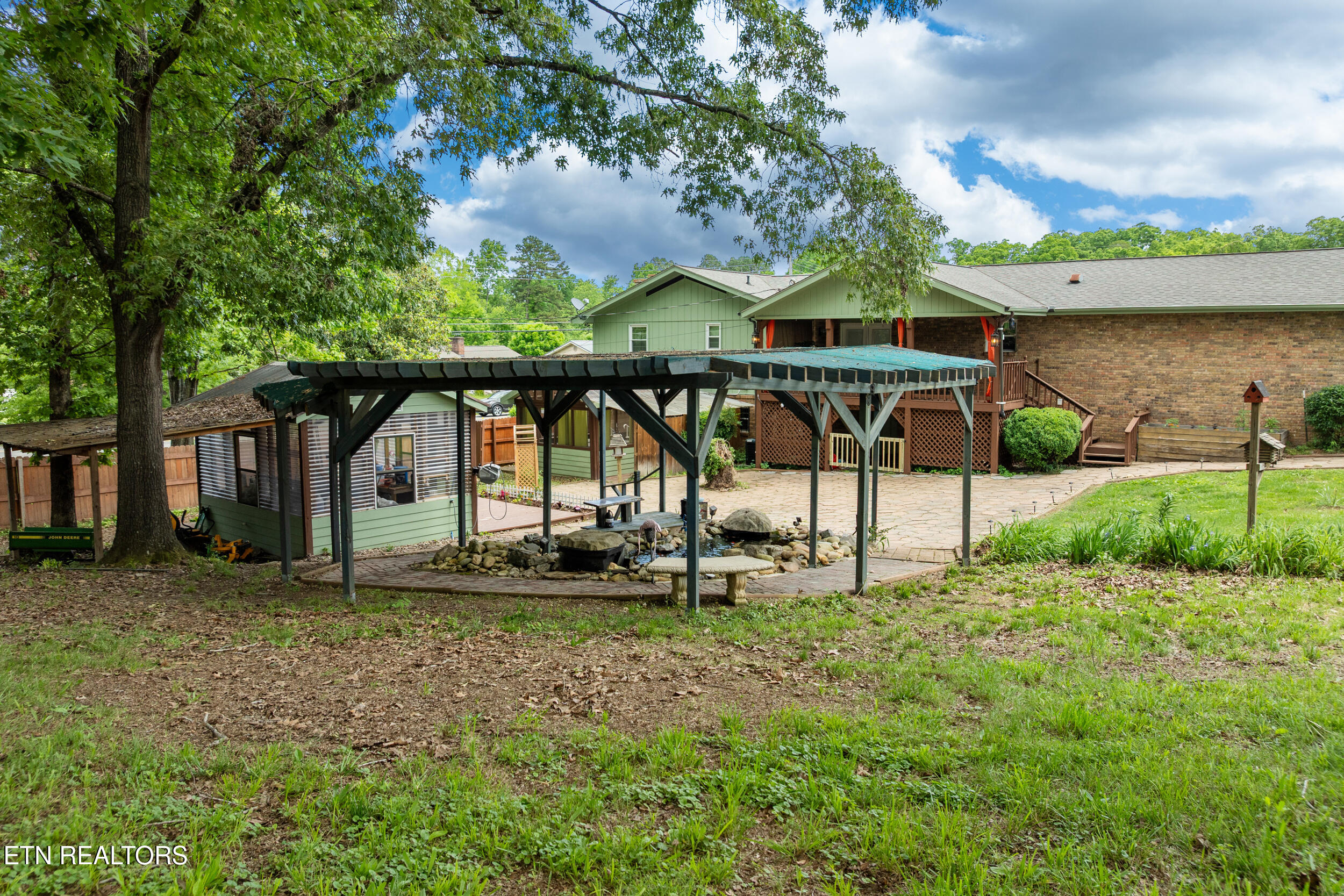 310 Hollywood Circle Sevierville, TN 37862 - Photo 15 of 29 310 hollywood circle-15