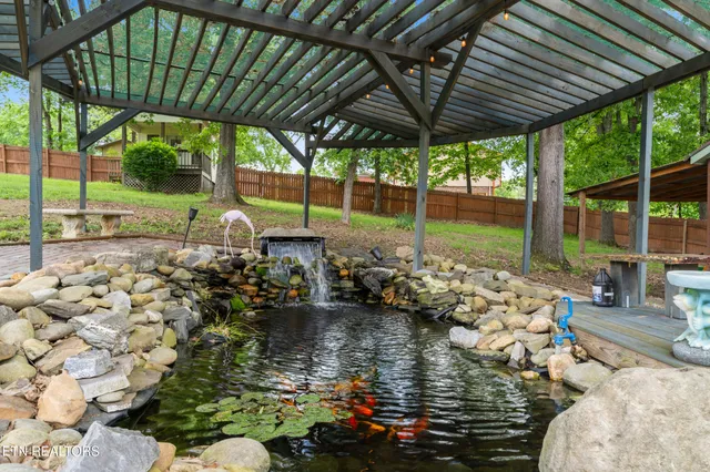 $589,000 | 310 Hollywood Circle, Sevierville, TN 37862