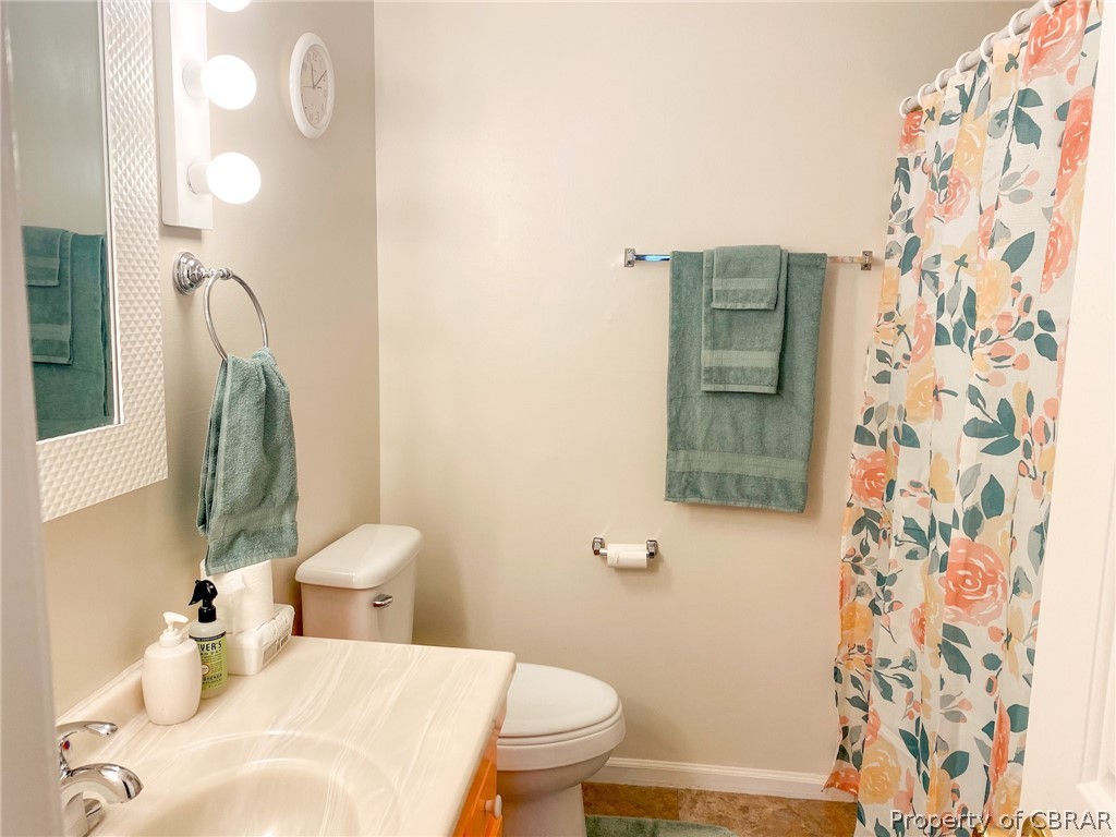 727 Coachpoint Road Hartfield, VA 23071 - Photo 13 of 18