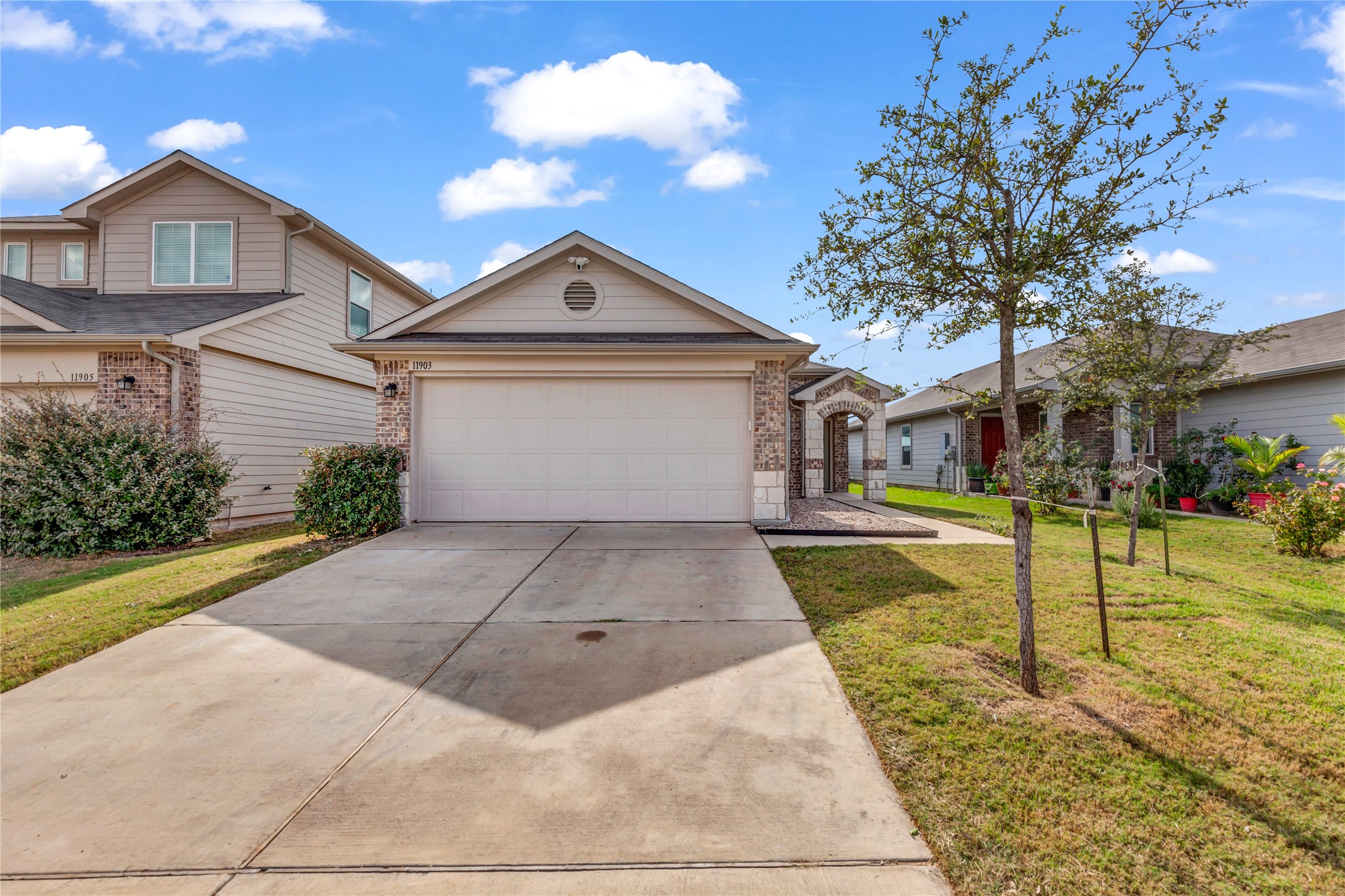 11903 Riprap Drive Manor, TX 78653 - Photo 2 of 30