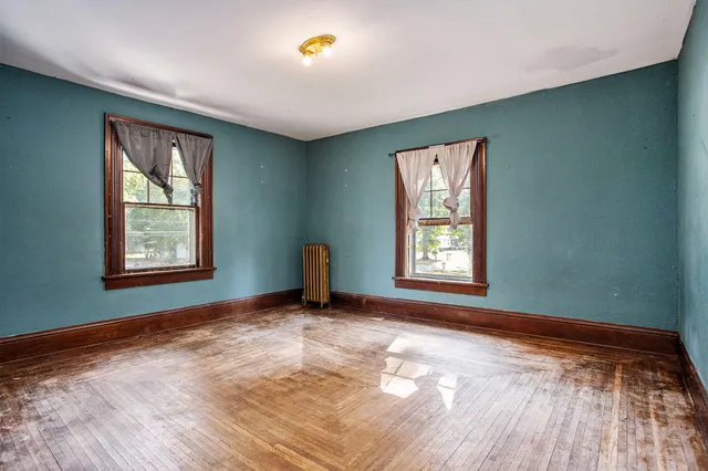 $189,900 | 703 North Church Street, Tekonsha, MI 49092