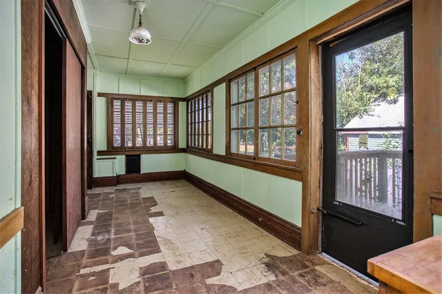 $189,900 | 703 North Church Street, Tekonsha, MI 49092