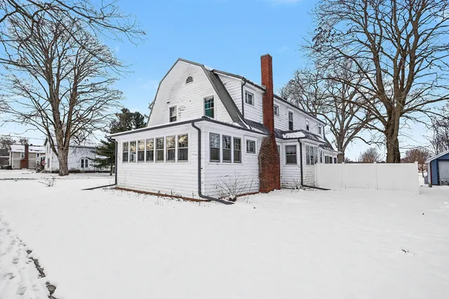 $189,900 | 703 North Church Street, Tekonsha, MI 49092