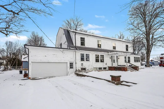 $189,900 | 703 North Church Street, Tekonsha, MI 49092