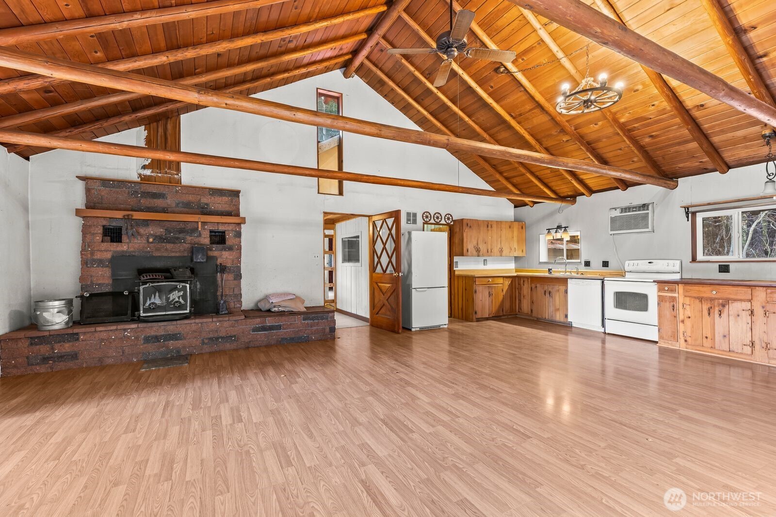 13470 Salmon La Sac Road Ronald, WA 98940 - Photo 5 of 32