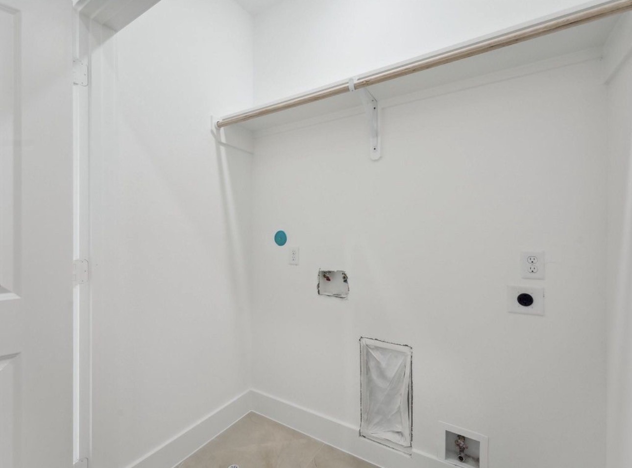7416 Maxroy Street Houston, TX 77088 - Photo 13 of 35 a small space with a shower and closet