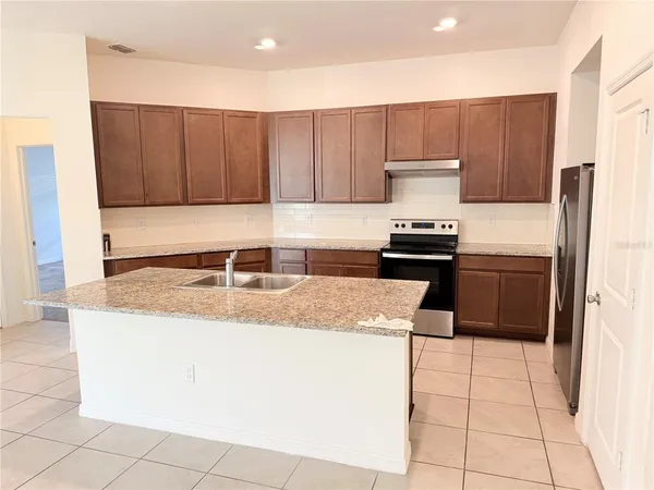 $2,790 | 13049 Thatch Palm Way, Orlando, FL 32828