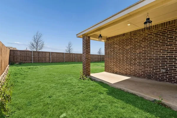 $352,000 | 3317 Paruament Drive, Denton, TX 76207