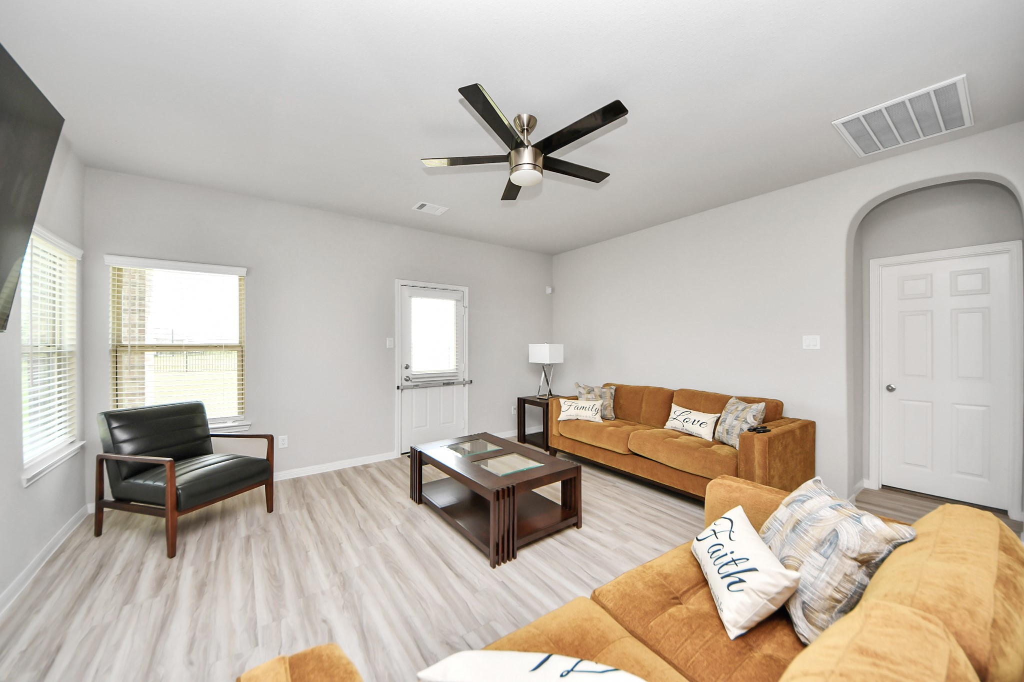 1654 Sequoia Run Drive Rosharon, TX 77583 - Photo 9 of 21 a living room with furniture and a large window