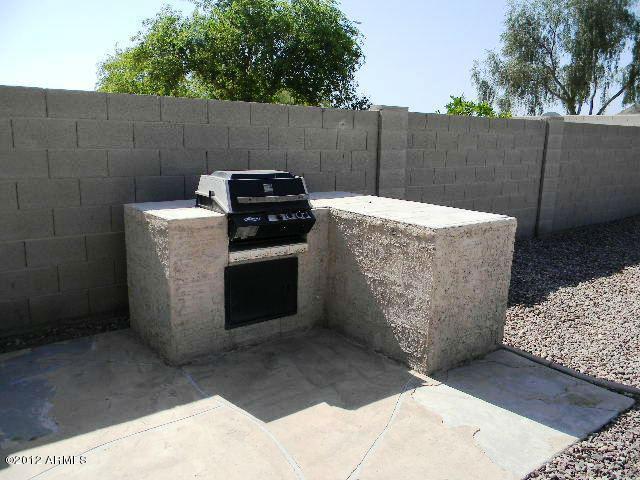 6754 West Rowel Road Peoria, AZ 85383 - Photo 8 of 23 backyard grill
