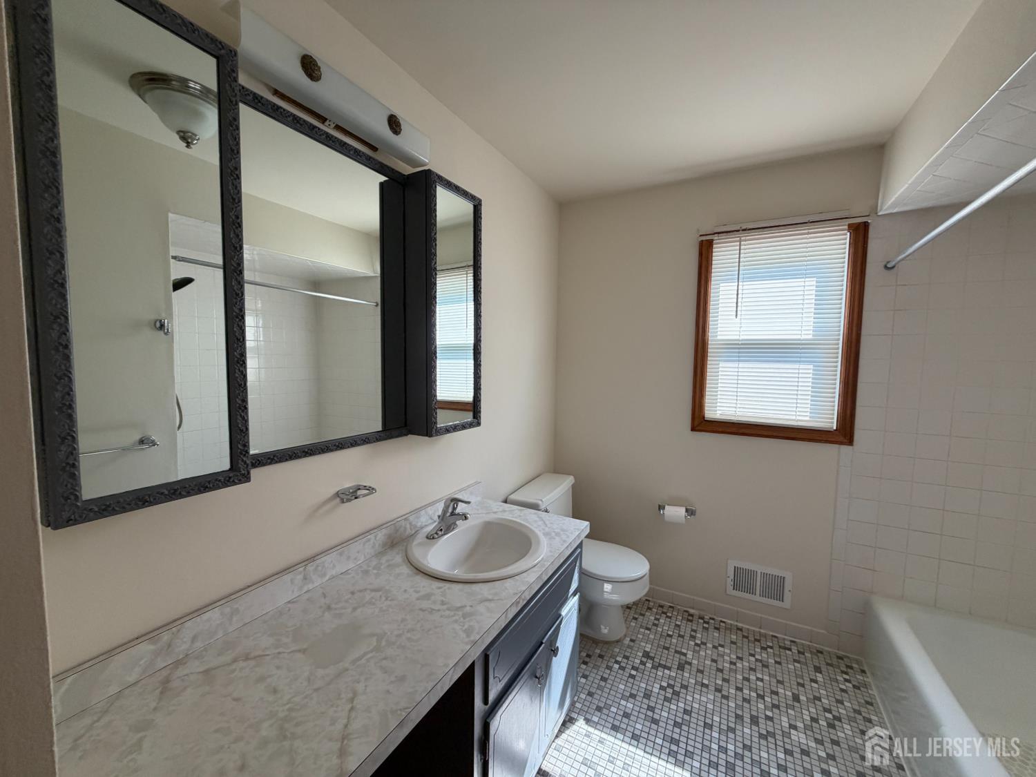 830 2nd Street Dunellen, NJ 08812 - Photo 10 of 30
