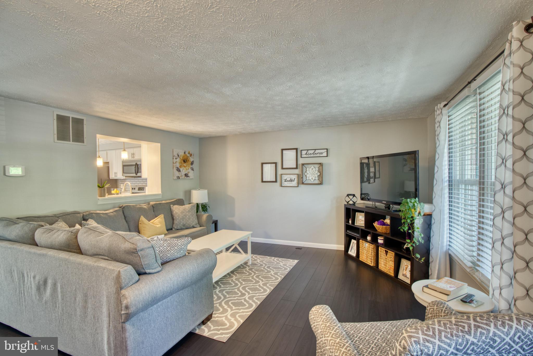 8 Cavan Green Nottingham, MD 21236 - Photo 6 of 55