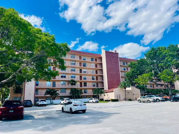 $1,700 | 14623 Bonaire Boulevard, Unit 401, Delray Beach, FL 33446