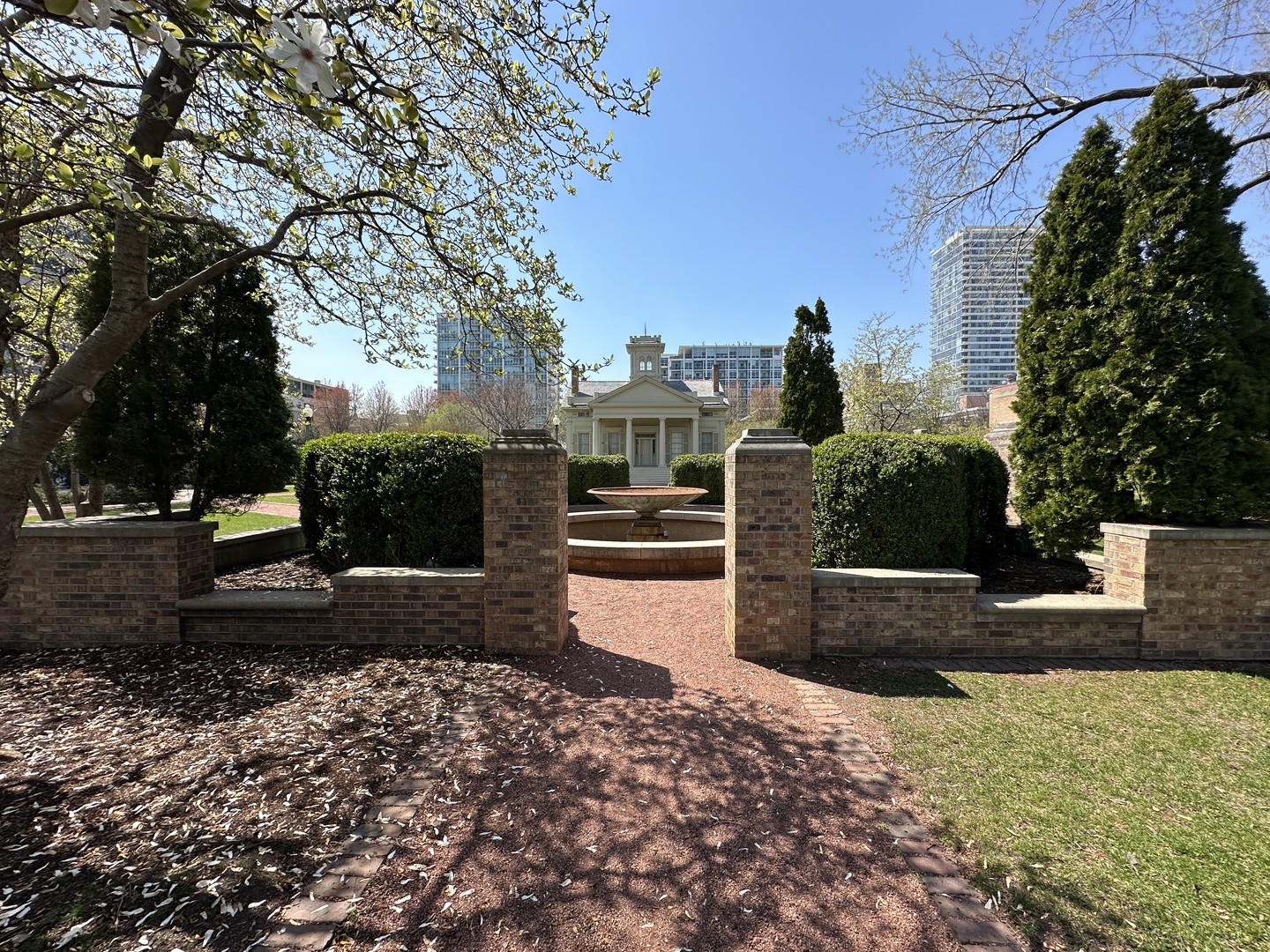 1901 South Calumet Avenue, Unit 2712 Chicago, IL 60616 - Photo 36 of 39 a front view of a house with a yard
