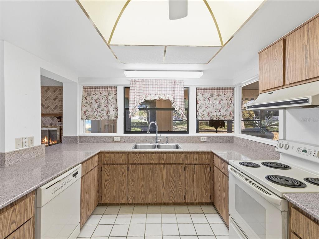 2351 Palm Springs Court Spring Hill, FL 34606 - Photo 23 of 49