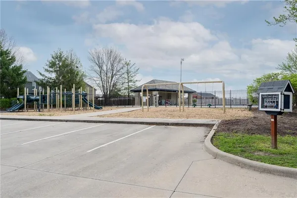 $395,000 | 1200 North 1st Street East, Louisburg, KS 66053