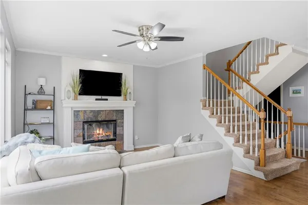 $395,000 | 1200 North 1st Street East, Louisburg, KS 66053