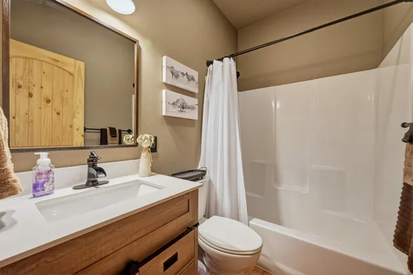 $975,000 | 5 Chinook Drive, Sheridan, WY 82801