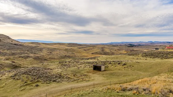 $975,000 | 5 Chinook Drive, Sheridan, WY 82801