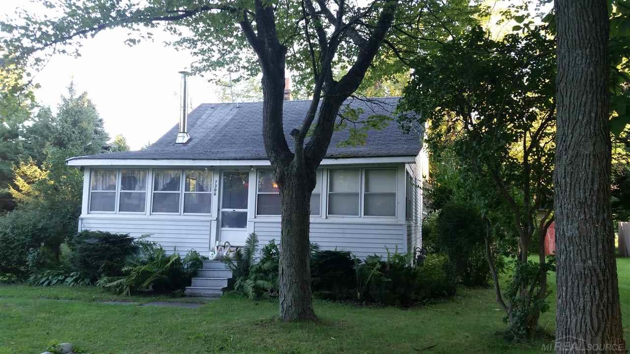 7300 Zenith Road Lexington, MI 48450 - Photo 4 of 10