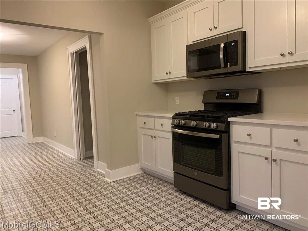 107 Macy Place Mobile, AL 36604 - Photo 3 of 22