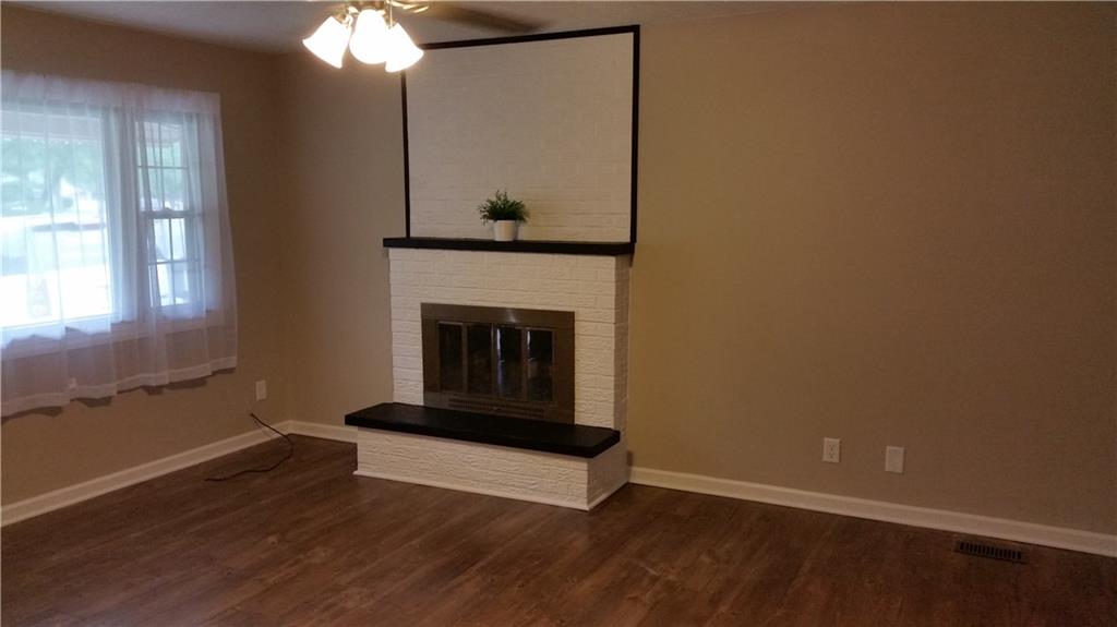 7516 Placing Road Indianapolis, IN 46226 - Photo 2 of 17 Gallery Image 2