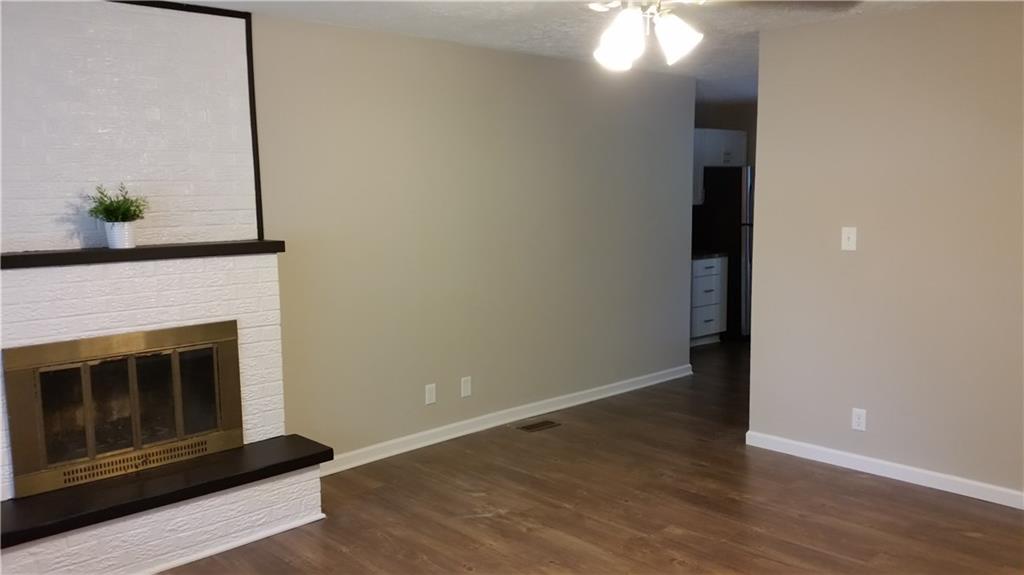 7516 Placing Road Indianapolis, IN 46226 - Photo 3 of 17 Gallery Image 3